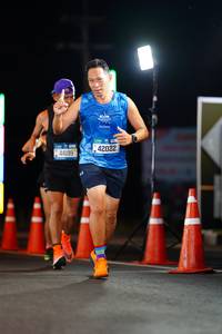 BIB: 44199, 42022
                            <button type="button" onclick="openModal(19881416)" class="btn btn-primary btn-sm float-right btn-popup" data-toggle="modal" data-target=".modal-high-quality">
                        <i class="fas fa-shopping-cart"></i> Add to Cart
                    </button>
                                            <button type="button" onclick="isThisMe(19881416, true)" class="btn btn-success btn-sm float-right btn-popup btn-isme hidden" data-toggle="tooltip" data-placement="bottom" title="นี่คือรูปของคุณใช่ไหม คลิกที่นี่เพื่อเอาเข้าอัลบั้ม">
                        <i class="fas fa-plus"></i> Add to album
                    </button>
                    <button type="button" onclick="isThisMe(19881416, false)" class="btn btn-warning btn-sm float-right btn-popup btn-isnotme hidden">
                        <i class="fas fa-ban"></i> Remove from album
                    </button>