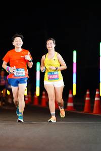 BIB: 85402, 85406
                            <button type="button" onclick="openModal(19999516)" class="btn btn-primary btn-sm float-right btn-popup" data-toggle="modal" data-target=".modal-high-quality">
                        <i class="fas fa-shopping-cart"></i> Add to Cart
                    </button>
                                            <button type="button" onclick="isThisMe(19999516, true)" class="btn btn-success btn-sm float-right btn-popup btn-isme hidden" data-toggle="tooltip" data-placement="bottom" title="นี่คือรูปของคุณใช่ไหม คลิกที่นี่เพื่อเอาเข้าอัลบั้ม">
                        <i class="fas fa-plus"></i> Add to album
                    </button>
                    <button type="button" onclick="isThisMe(19999516, false)" class="btn btn-warning btn-sm float-right btn-popup btn-isnotme hidden">
                        <i class="fas fa-ban"></i> Remove from album
                    </button>