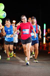 BIB: 400, 41523, 45801, 420
                            <button type="button" onclick="openModal(19788047)" class="btn btn-primary btn-sm float-right btn-popup" data-toggle="modal" data-target=".modal-high-quality">
                        <i class="fas fa-shopping-cart"></i> Add to Cart
                    </button>
                                            <button type="button" onclick="isThisMe(19788047, true)" class="btn btn-success btn-sm float-right btn-popup btn-isme hidden" data-toggle="tooltip" data-placement="bottom" title="นี่คือรูปของคุณใช่ไหม คลิกที่นี่เพื่อเอาเข้าอัลบั้ม">
                        <i class="fas fa-plus"></i> Add to album
                    </button>
                    <button type="button" onclick="isThisMe(19788047, false)" class="btn btn-warning btn-sm float-right btn-popup btn-isnotme hidden">
                        <i class="fas fa-ban"></i> Remove from album
                    </button>