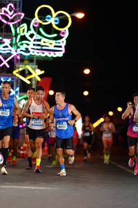 BIB: 40512, 40086, 40450
                            <button type="button" onclick="openModal(19715733)" class="btn btn-primary btn-sm float-right btn-popup" data-toggle="modal" data-target=".modal-high-quality">
                        <i class="fas fa-shopping-cart"></i> Add to Cart
                    </button>
                                            <button type="button" onclick="isThisMe(19715733, true)" class="btn btn-success btn-sm float-right btn-popup btn-isme hidden" data-toggle="tooltip" data-placement="bottom" title="นี่คือรูปของคุณใช่ไหม คลิกที่นี่เพื่อเอาเข้าอัลบั้ม">
                        <i class="fas fa-plus"></i> Add to album
                    </button>
                    <button type="button" onclick="isThisMe(19715733, false)" class="btn btn-warning btn-sm float-right btn-popup btn-isnotme hidden">
                        <i class="fas fa-ban"></i> Remove from album
                    </button>