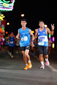 BIB: 4096, 43704
                            <button type="button" onclick="openModal(19789644)" class="btn btn-primary btn-sm float-right btn-popup" data-toggle="modal" data-target=".modal-high-quality">
                        <i class="fas fa-shopping-cart"></i> Add to Cart
                    </button>
                                            <button type="button" onclick="isThisMe(19789644, true)" class="btn btn-success btn-sm float-right btn-popup btn-isme hidden" data-toggle="tooltip" data-placement="bottom" title="นี่คือรูปของคุณใช่ไหม คลิกที่นี่เพื่อเอาเข้าอัลบั้ม">
                        <i class="fas fa-plus"></i> Add to album
                    </button>
                    <button type="button" onclick="isThisMe(19789644, false)" class="btn btn-warning btn-sm float-right btn-popup btn-isnotme hidden">
                        <i class="fas fa-ban"></i> Remove from album
                    </button>