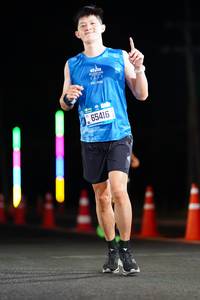 BIB: 2003, 65416
                            <button type="button" onclick="openModal(19991934)" class="btn btn-primary btn-sm float-right btn-popup" data-toggle="modal" data-target=".modal-high-quality">
                        <i class="fas fa-shopping-cart"></i> Add to Cart
                    </button>
                                            <button type="button" onclick="isThisMe(19991934, true)" class="btn btn-success btn-sm float-right btn-popup btn-isme hidden" data-toggle="tooltip" data-placement="bottom" title="นี่คือรูปของคุณใช่ไหม คลิกที่นี่เพื่อเอาเข้าอัลบั้ม">
                        <i class="fas fa-plus"></i> Add to album
                    </button>
                    <button type="button" onclick="isThisMe(19991934, false)" class="btn btn-warning btn-sm float-right btn-popup btn-isnotme hidden">
                        <i class="fas fa-ban"></i> Remove from album
                    </button>