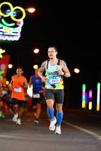 BIB: 40175
                            <button type="button" onclick="openModal(19713657)" class="btn btn-primary btn-sm float-right btn-popup" data-toggle="modal" data-target=".modal-high-quality">
                        <i class="fas fa-shopping-cart"></i> Add to Cart
                    </button>
                                            <button type="button" onclick="isThisMe(19713657, true)" class="btn btn-success btn-sm float-right btn-popup btn-isme hidden" data-toggle="tooltip" data-placement="bottom" title="นี่คือรูปของคุณใช่ไหม คลิกที่นี่เพื่อเอาเข้าอัลบั้ม">
                        <i class="fas fa-plus"></i> Add to album
                    </button>
                    <button type="button" onclick="isThisMe(19713657, false)" class="btn btn-warning btn-sm float-right btn-popup btn-isnotme hidden">
                        <i class="fas fa-ban"></i> Remove from album
                    </button>