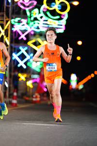 BIB: 129, 41324
                            <button type="button" onclick="openModal(19689270)" class="btn btn-primary btn-sm float-right btn-popup" data-toggle="modal" data-target=".modal-high-quality">
                        <i class="fas fa-shopping-cart"></i> Add to Cart
                    </button>
                                            <button type="button" onclick="isThisMe(19689270, true)" class="btn btn-success btn-sm float-right btn-popup btn-isme hidden" data-toggle="tooltip" data-placement="bottom" title="นี่คือรูปของคุณใช่ไหม คลิกที่นี่เพื่อเอาเข้าอัลบั้ม">
                        <i class="fas fa-plus"></i> Add to album
                    </button>
                    <button type="button" onclick="isThisMe(19689270, false)" class="btn btn-warning btn-sm float-right btn-popup btn-isnotme hidden">
                        <i class="fas fa-ban"></i> Remove from album
                    </button>