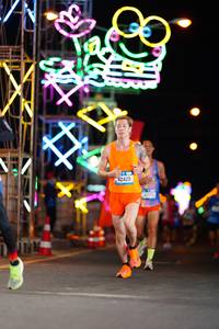 BIB: 199, 42429
                            <button type="button" onclick="openModal(19717417)" class="btn btn-primary btn-sm float-right btn-popup" data-toggle="modal" data-target=".modal-high-quality">
                        <i class="fas fa-shopping-cart"></i> Add to Cart
                    </button>
                                            <button type="button" onclick="isThisMe(19717417, true)" class="btn btn-success btn-sm float-right btn-popup btn-isme hidden" data-toggle="tooltip" data-placement="bottom" title="นี่คือรูปของคุณใช่ไหม คลิกที่นี่เพื่อเอาเข้าอัลบั้ม">
                        <i class="fas fa-plus"></i> Add to album
                    </button>
                    <button type="button" onclick="isThisMe(19717417, false)" class="btn btn-warning btn-sm float-right btn-popup btn-isnotme hidden">
                        <i class="fas fa-ban"></i> Remove from album
                    </button>