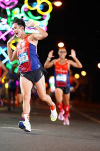 BIB: 0630
                            <button type="button" onclick="openModal(19681738)" class="btn btn-primary btn-sm float-right btn-popup" data-toggle="modal" data-target=".modal-high-quality">
                        <i class="fas fa-shopping-cart"></i> Add to Cart
                    </button>
                                            <button type="button" onclick="isThisMe(19681738, true)" class="btn btn-success btn-sm float-right btn-popup btn-isme hidden" data-toggle="tooltip" data-placement="bottom" title="นี่คือรูปของคุณใช่ไหม คลิกที่นี่เพื่อเอาเข้าอัลบั้ม">
                        <i class="fas fa-plus"></i> Add to album
                    </button>
                    <button type="button" onclick="isThisMe(19681738, false)" class="btn btn-warning btn-sm float-right btn-popup btn-isnotme hidden">
                        <i class="fas fa-ban"></i> Remove from album
                    </button>