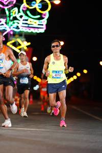 BIB: 40332, 40712
                            <button type="button" onclick="openModal(19688090)" class="btn btn-primary btn-sm float-right btn-popup" data-toggle="modal" data-target=".modal-high-quality">
                        <i class="fas fa-shopping-cart"></i> Add to Cart
                    </button>
                                            <button type="button" onclick="isThisMe(19688090, true)" class="btn btn-success btn-sm float-right btn-popup btn-isme hidden" data-toggle="tooltip" data-placement="bottom" title="นี่คือรูปของคุณใช่ไหม คลิกที่นี่เพื่อเอาเข้าอัลบั้ม">
                        <i class="fas fa-plus"></i> Add to album
                    </button>
                    <button type="button" onclick="isThisMe(19688090, false)" class="btn btn-warning btn-sm float-right btn-popup btn-isnotme hidden">
                        <i class="fas fa-ban"></i> Remove from album
                    </button>