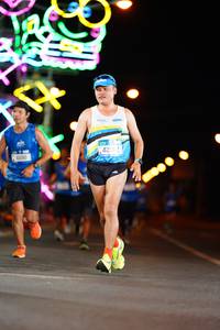 BIB: 41190, 42562
                            <button type="button" onclick="openModal(19726078)" class="btn btn-primary btn-sm float-right btn-popup" data-toggle="modal" data-target=".modal-high-quality">
                        <i class="fas fa-shopping-cart"></i> Add to Cart
                    </button>
                                            <button type="button" onclick="isThisMe(19726078, true)" class="btn btn-success btn-sm float-right btn-popup btn-isme hidden" data-toggle="tooltip" data-placement="bottom" title="นี่คือรูปของคุณใช่ไหม คลิกที่นี่เพื่อเอาเข้าอัลบั้ม">
                        <i class="fas fa-plus"></i> Add to album
                    </button>
                    <button type="button" onclick="isThisMe(19726078, false)" class="btn btn-warning btn-sm float-right btn-popup btn-isnotme hidden">
                        <i class="fas fa-ban"></i> Remove from album
                    </button>