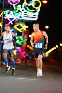 BIB: 406, 41346
                            <button type="button" onclick="openModal(19682087)" class="btn btn-primary btn-sm float-right btn-popup" data-toggle="modal" data-target=".modal-high-quality">
                        <i class="fas fa-shopping-cart"></i> Add to Cart
                    </button>
                                            <button type="button" onclick="isThisMe(19682087, true)" class="btn btn-success btn-sm float-right btn-popup btn-isme hidden" data-toggle="tooltip" data-placement="bottom" title="นี่คือรูปของคุณใช่ไหม คลิกที่นี่เพื่อเอาเข้าอัลบั้ม">
                        <i class="fas fa-plus"></i> Add to album
                    </button>
                    <button type="button" onclick="isThisMe(19682087, false)" class="btn btn-warning btn-sm float-right btn-popup btn-isnotme hidden">
                        <i class="fas fa-ban"></i> Remove from album
                    </button>