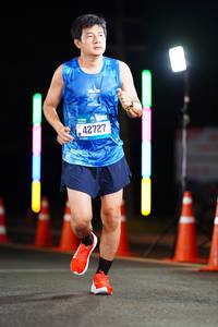 BIB: 42727
                            <button type="button" onclick="openModal(19926054)" class="btn btn-primary btn-sm float-right btn-popup" data-toggle="modal" data-target=".modal-high-quality">
                        <i class="fas fa-shopping-cart"></i> Add to Cart
                    </button>
                                            <button type="button" onclick="isThisMe(19926054, true)" class="btn btn-success btn-sm float-right btn-popup btn-isme hidden" data-toggle="tooltip" data-placement="bottom" title="นี่คือรูปของคุณใช่ไหม คลิกที่นี่เพื่อเอาเข้าอัลบั้ม">
                        <i class="fas fa-plus"></i> Add to album
                    </button>
                    <button type="button" onclick="isThisMe(19926054, false)" class="btn btn-warning btn-sm float-right btn-popup btn-isnotme hidden">
                        <i class="fas fa-ban"></i> Remove from album
                    </button>