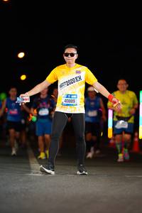 BIB: 111, 2020, 40889
                            <button type="button" onclick="openModal(19804040)" class="btn btn-primary btn-sm float-right btn-popup" data-toggle="modal" data-target=".modal-high-quality">
                        <i class="fas fa-shopping-cart"></i> Add to Cart
                    </button>
                                            <button type="button" onclick="isThisMe(19804040, true)" class="btn btn-success btn-sm float-right btn-popup btn-isme hidden" data-toggle="tooltip" data-placement="bottom" title="นี่คือรูปของคุณใช่ไหม คลิกที่นี่เพื่อเอาเข้าอัลบั้ม">
                        <i class="fas fa-plus"></i> Add to album
                    </button>
                    <button type="button" onclick="isThisMe(19804040, false)" class="btn btn-warning btn-sm float-right btn-popup btn-isnotme hidden">
                        <i class="fas fa-ban"></i> Remove from album
                    </button>