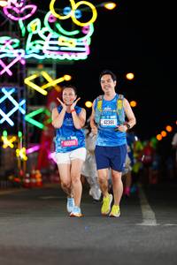 BIB: 46008, 42381
                            <button type="button" onclick="openModal(19876238)" class="btn btn-primary btn-sm float-right btn-popup" data-toggle="modal" data-target=".modal-high-quality">
                        <i class="fas fa-shopping-cart"></i> Add to Cart
                    </button>
                                            <button type="button" onclick="isThisMe(19876238, true)" class="btn btn-success btn-sm float-right btn-popup btn-isme hidden" data-toggle="tooltip" data-placement="bottom" title="นี่คือรูปของคุณใช่ไหม คลิกที่นี่เพื่อเอาเข้าอัลบั้ม">
                        <i class="fas fa-plus"></i> Add to album
                    </button>
                    <button type="button" onclick="isThisMe(19876238, false)" class="btn btn-warning btn-sm float-right btn-popup btn-isnotme hidden">
                        <i class="fas fa-ban"></i> Remove from album
                    </button>