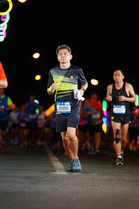 BIB: 42050
                            <button type="button" onclick="openModal(19726995)" class="btn btn-primary btn-sm float-right btn-popup" data-toggle="modal" data-target=".modal-high-quality">
                        <i class="fas fa-shopping-cart"></i> Add to Cart
                    </button>
                                            <button type="button" onclick="isThisMe(19726995, true)" class="btn btn-success btn-sm float-right btn-popup btn-isme hidden" data-toggle="tooltip" data-placement="bottom" title="นี่คือรูปของคุณใช่ไหม คลิกที่นี่เพื่อเอาเข้าอัลบั้ม">
                        <i class="fas fa-plus"></i> Add to album
                    </button>
                    <button type="button" onclick="isThisMe(19726995, false)" class="btn btn-warning btn-sm float-right btn-popup btn-isnotme hidden">
                        <i class="fas fa-ban"></i> Remove from album
                    </button>