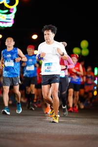 BIB: 43114, 42822, 20000
                            <button type="button" onclick="openModal(19709170)" class="btn btn-primary btn-sm float-right btn-popup" data-toggle="modal" data-target=".modal-high-quality">
                        <i class="fas fa-shopping-cart"></i> Add to Cart
                    </button>
                                            <button type="button" onclick="isThisMe(19709170, true)" class="btn btn-success btn-sm float-right btn-popup btn-isme hidden" data-toggle="tooltip" data-placement="bottom" title="นี่คือรูปของคุณใช่ไหม คลิกที่นี่เพื่อเอาเข้าอัลบั้ม">
                        <i class="fas fa-plus"></i> Add to album
                    </button>
                    <button type="button" onclick="isThisMe(19709170, false)" class="btn btn-warning btn-sm float-right btn-popup btn-isnotme hidden">
                        <i class="fas fa-ban"></i> Remove from album
                    </button>