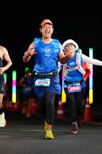 BIB: 802, 42599, 45836
                            <button type="button" onclick="openModal(19731922)" class="btn btn-primary btn-sm float-right btn-popup" data-toggle="modal" data-target=".modal-high-quality">
                        <i class="fas fa-shopping-cart"></i> Add to Cart
                    </button>
                                            <button type="button" onclick="isThisMe(19731922, true)" class="btn btn-success btn-sm float-right btn-popup btn-isme hidden" data-toggle="tooltip" data-placement="bottom" title="นี่คือรูปของคุณใช่ไหม คลิกที่นี่เพื่อเอาเข้าอัลบั้ม">
                        <i class="fas fa-plus"></i> Add to album
                    </button>
                    <button type="button" onclick="isThisMe(19731922, false)" class="btn btn-warning btn-sm float-right btn-popup btn-isnotme hidden">
                        <i class="fas fa-ban"></i> Remove from album
                    </button>