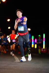 BIB: 42704
                            <button type="button" onclick="openModal(19719904)" class="btn btn-primary btn-sm float-right btn-popup" data-toggle="modal" data-target=".modal-high-quality">
                        <i class="fas fa-shopping-cart"></i> Add to Cart
                    </button>
                                            <button type="button" onclick="isThisMe(19719904, true)" class="btn btn-success btn-sm float-right btn-popup btn-isme hidden" data-toggle="tooltip" data-placement="bottom" title="นี่คือรูปของคุณใช่ไหม คลิกที่นี่เพื่อเอาเข้าอัลบั้ม">
                        <i class="fas fa-plus"></i> Add to album
                    </button>
                    <button type="button" onclick="isThisMe(19719904, false)" class="btn btn-warning btn-sm float-right btn-popup btn-isnotme hidden">
                        <i class="fas fa-ban"></i> Remove from album
                    </button>