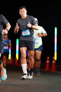 BIB: 43287, 405
                            <button type="button" onclick="openModal(19740951)" class="btn btn-primary btn-sm float-right btn-popup" data-toggle="modal" data-target=".modal-high-quality">
                        <i class="fas fa-shopping-cart"></i> Add to Cart
                    </button>
                                            <button type="button" onclick="isThisMe(19740951, true)" class="btn btn-success btn-sm float-right btn-popup btn-isme hidden" data-toggle="tooltip" data-placement="bottom" title="นี่คือรูปของคุณใช่ไหม คลิกที่นี่เพื่อเอาเข้าอัลบั้ม">
                        <i class="fas fa-plus"></i> Add to album
                    </button>
                    <button type="button" onclick="isThisMe(19740951, false)" class="btn btn-warning btn-sm float-right btn-popup btn-isnotme hidden">
                        <i class="fas fa-ban"></i> Remove from album
                    </button>