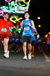 BIB: 43856, 42392
                            <button type="button" onclick="openModal(19725885)" class="btn btn-primary btn-sm float-right btn-popup" data-toggle="modal" data-target=".modal-high-quality">
                        <i class="fas fa-shopping-cart"></i> Add to Cart
                    </button>
                                            <button type="button" onclick="isThisMe(19725885, true)" class="btn btn-success btn-sm float-right btn-popup btn-isme hidden" data-toggle="tooltip" data-placement="bottom" title="นี่คือรูปของคุณใช่ไหม คลิกที่นี่เพื่อเอาเข้าอัลบั้ม">
                        <i class="fas fa-plus"></i> Add to album
                    </button>
                    <button type="button" onclick="isThisMe(19725885, false)" class="btn btn-warning btn-sm float-right btn-popup btn-isnotme hidden">
                        <i class="fas fa-ban"></i> Remove from album
                    </button>