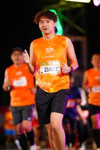 BIB: 202, 21400
                            <button type="button" onclick="openModal(20110808)" class="btn btn-primary btn-sm float-right btn-popup" data-toggle="modal" data-target=".modal-high-quality">
                        <i class="fas fa-shopping-cart"></i> Add to Cart
                    </button>
                                            <button type="button" onclick="isThisMe(20110808, true)" class="btn btn-success btn-sm float-right btn-popup btn-isme hidden" data-toggle="tooltip" data-placement="bottom" title="นี่คือรูปของคุณใช่ไหม คลิกที่นี่เพื่อเอาเข้าอัลบั้ม">
                        <i class="fas fa-plus"></i> Add to album
                    </button>
                    <button type="button" onclick="isThisMe(20110808, false)" class="btn btn-warning btn-sm float-right btn-popup btn-isnotme hidden">
                        <i class="fas fa-ban"></i> Remove from album
                    </button>