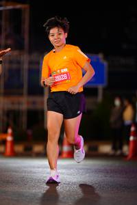 BIB: 26128
                            <button type="button" onclick="openModal(20112846)" class="btn btn-primary btn-sm float-right btn-popup" data-toggle="modal" data-target=".modal-high-quality">
                        <i class="fas fa-shopping-cart"></i> Add to Cart
                    </button>
                                            <button type="button" onclick="isThisMe(20112846, true)" class="btn btn-success btn-sm float-right btn-popup btn-isme hidden" data-toggle="tooltip" data-placement="bottom" title="นี่คือรูปของคุณใช่ไหม คลิกที่นี่เพื่อเอาเข้าอัลบั้ม">
                        <i class="fas fa-plus"></i> Add to album
                    </button>
                    <button type="button" onclick="isThisMe(20112846, false)" class="btn btn-warning btn-sm float-right btn-popup btn-isnotme hidden">
                        <i class="fas fa-ban"></i> Remove from album
                    </button>