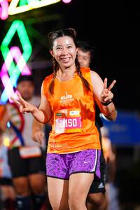 BIB: 20150
                            <button type="button" onclick="openModal(20548950)" class="btn btn-primary btn-sm float-right btn-popup" data-toggle="modal" data-target=".modal-high-quality">
                        <i class="fas fa-shopping-cart"></i> Add to Cart
                    </button>
                                            <button type="button" onclick="isThisMe(20548950, true)" class="btn btn-success btn-sm float-right btn-popup btn-isme hidden" data-toggle="tooltip" data-placement="bottom" title="นี่คือรูปของคุณใช่ไหม คลิกที่นี่เพื่อเอาเข้าอัลบั้ม">
                        <i class="fas fa-plus"></i> Add to album
                    </button>
                    <button type="button" onclick="isThisMe(20548950, false)" class="btn btn-warning btn-sm float-right btn-popup btn-isnotme hidden">
                        <i class="fas fa-ban"></i> Remove from album
                    </button>