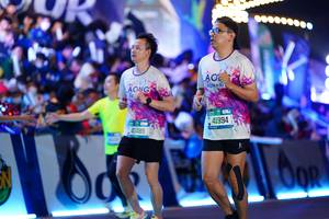 BIB: 41489, 1801, 41994
                            <button type="button" onclick="openModal(20695328)" class="btn btn-primary btn-sm float-right btn-popup" data-toggle="modal" data-target=".modal-high-quality">
                        <i class="fas fa-shopping-cart"></i> Add to Cart
                    </button>
                                            <button type="button" onclick="isThisMe(20695328, true)" class="btn btn-success btn-sm float-right btn-popup btn-isme hidden" data-toggle="tooltip" data-placement="bottom" title="นี่คือรูปของคุณใช่ไหม คลิกที่นี่เพื่อเอาเข้าอัลบั้ม">
                        <i class="fas fa-plus"></i> Add to album
                    </button>
                    <button type="button" onclick="isThisMe(20695328, false)" class="btn btn-warning btn-sm float-right btn-popup btn-isnotme hidden">
                        <i class="fas fa-ban"></i> Remove from album
                    </button>