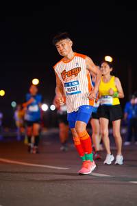 BIB: 454, 40407
                            <button type="button" onclick="openModal(20495368)" class="btn btn-primary btn-sm float-right btn-popup" data-toggle="modal" data-target=".modal-high-quality">
                        <i class="fas fa-shopping-cart"></i> Add to Cart
                    </button>
                                            <button type="button" onclick="isThisMe(20495368, true)" class="btn btn-success btn-sm float-right btn-popup btn-isme hidden" data-toggle="tooltip" data-placement="bottom" title="นี่คือรูปของคุณใช่ไหม คลิกที่นี่เพื่อเอาเข้าอัลบั้ม">
                        <i class="fas fa-plus"></i> Add to album
                    </button>
                    <button type="button" onclick="isThisMe(20495368, false)" class="btn btn-warning btn-sm float-right btn-popup btn-isnotme hidden">
                        <i class="fas fa-ban"></i> Remove from album
                    </button>
