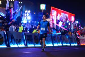 BIB: 3842, 43292
                            <button type="button" onclick="openModal(20705116)" class="btn btn-primary btn-sm float-right btn-popup" data-toggle="modal" data-target=".modal-high-quality">
                        <i class="fas fa-shopping-cart"></i> Add to Cart
                    </button>
                                            <button type="button" onclick="isThisMe(20705116, true)" class="btn btn-success btn-sm float-right btn-popup btn-isme hidden" data-toggle="tooltip" data-placement="bottom" title="นี่คือรูปของคุณใช่ไหม คลิกที่นี่เพื่อเอาเข้าอัลบั้ม">
                        <i class="fas fa-plus"></i> Add to album
                    </button>
                    <button type="button" onclick="isThisMe(20705116, false)" class="btn btn-warning btn-sm float-right btn-popup btn-isnotme hidden">
                        <i class="fas fa-ban"></i> Remove from album
                    </button>