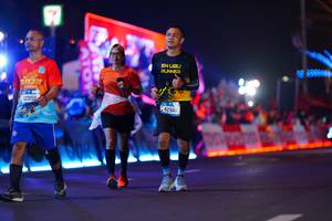 BIB: 42956, 42944
                            <button type="button" onclick="openModal(20669216)" class="btn btn-primary btn-sm float-right btn-popup" data-toggle="modal" data-target=".modal-high-quality">
                        <i class="fas fa-shopping-cart"></i> Add to Cart
                    </button>
                                            <button type="button" onclick="isThisMe(20669216, true)" class="btn btn-success btn-sm float-right btn-popup btn-isme hidden" data-toggle="tooltip" data-placement="bottom" title="นี่คือรูปของคุณใช่ไหม คลิกที่นี่เพื่อเอาเข้าอัลบั้ม">
                        <i class="fas fa-plus"></i> Add to album
                    </button>
                    <button type="button" onclick="isThisMe(20669216, false)" class="btn btn-warning btn-sm float-right btn-popup btn-isnotme hidden">
                        <i class="fas fa-ban"></i> Remove from album
                    </button>