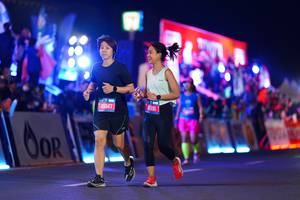 BIB: 45847, 45191, 611
                            <button type="button" onclick="openModal(19670426)" class="btn btn-primary btn-sm float-right btn-popup" data-toggle="modal" data-target=".modal-high-quality">
                        <i class="fas fa-shopping-cart"></i> Add to Cart
                    </button>
                                            <button type="button" onclick="isThisMe(19670426, true)" class="btn btn-success btn-sm float-right btn-popup btn-isme hidden" data-toggle="tooltip" data-placement="bottom" title="นี่คือรูปของคุณใช่ไหม คลิกที่นี่เพื่อเอาเข้าอัลบั้ม">
                        <i class="fas fa-plus"></i> Add to album
                    </button>
                    <button type="button" onclick="isThisMe(19670426, false)" class="btn btn-warning btn-sm float-right btn-popup btn-isnotme hidden">
                        <i class="fas fa-ban"></i> Remove from album
                    </button>