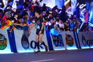 BIB: 372
                            <button type="button" onclick="openModal(19671995)" class="btn btn-primary btn-sm float-right btn-popup" data-toggle="modal" data-target=".modal-high-quality">
                        <i class="fas fa-shopping-cart"></i> Add to Cart
                    </button>
                                            <button type="button" onclick="isThisMe(19671995, true)" class="btn btn-success btn-sm float-right btn-popup btn-isme hidden" data-toggle="tooltip" data-placement="bottom" title="นี่คือรูปของคุณใช่ไหม คลิกที่นี่เพื่อเอาเข้าอัลบั้ม">
                        <i class="fas fa-plus"></i> Add to album
                    </button>
                    <button type="button" onclick="isThisMe(19671995, false)" class="btn btn-warning btn-sm float-right btn-popup btn-isnotme hidden">
                        <i class="fas fa-ban"></i> Remove from album
                    </button>