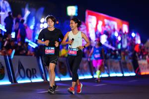 BIB: 45847, 45191
                            <button type="button" onclick="openModal(19670424)" class="btn btn-primary btn-sm float-right btn-popup" data-toggle="modal" data-target=".modal-high-quality">
                        <i class="fas fa-shopping-cart"></i> Add to Cart
                    </button>
                                            <button type="button" onclick="isThisMe(19670424, true)" class="btn btn-success btn-sm float-right btn-popup btn-isme hidden" data-toggle="tooltip" data-placement="bottom" title="นี่คือรูปของคุณใช่ไหม คลิกที่นี่เพื่อเอาเข้าอัลบั้ม">
                        <i class="fas fa-plus"></i> Add to album
                    </button>
                    <button type="button" onclick="isThisMe(19670424, false)" class="btn btn-warning btn-sm float-right btn-popup btn-isnotme hidden">
                        <i class="fas fa-ban"></i> Remove from album
                    </button>