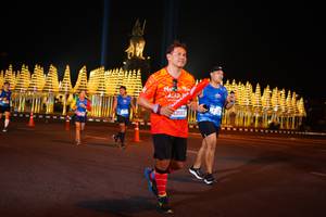 BIB: 3583
                            <button type="button" onclick="openModal(21060617)" class="btn btn-primary btn-sm float-right btn-popup" data-toggle="modal" data-target=".modal-high-quality">
                        <i class="fas fa-shopping-cart"></i> Add to Cart
                    </button>
                                            <button type="button" onclick="isThisMe(21060617, true)" class="btn btn-success btn-sm float-right btn-popup btn-isme hidden" data-toggle="tooltip" data-placement="bottom" title="นี่คือรูปของคุณใช่ไหม คลิกที่นี่เพื่อเอาเข้าอัลบั้ม">
                        <i class="fas fa-plus"></i> Add to album
                    </button>
                    <button type="button" onclick="isThisMe(21060617, false)" class="btn btn-warning btn-sm float-right btn-popup btn-isnotme hidden">
                        <i class="fas fa-ban"></i> Remove from album
                    </button>