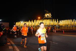 BIB: 1115, 21193
                            <button type="button" onclick="openModal(20463219)" class="btn btn-primary btn-sm float-right btn-popup" data-toggle="modal" data-target=".modal-high-quality">
                        <i class="fas fa-shopping-cart"></i> Add to Cart
                    </button>
                                            <button type="button" onclick="isThisMe(20463219, true)" class="btn btn-success btn-sm float-right btn-popup btn-isme hidden" data-toggle="tooltip" data-placement="bottom" title="นี่คือรูปของคุณใช่ไหม คลิกที่นี่เพื่อเอาเข้าอัลบั้ม">
                        <i class="fas fa-plus"></i> Add to album
                    </button>
                    <button type="button" onclick="isThisMe(20463219, false)" class="btn btn-warning btn-sm float-right btn-popup btn-isnotme hidden">
                        <i class="fas fa-ban"></i> Remove from album
                    </button>