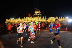 BIB: 2533, 450, 4122
                            <button type="button" onclick="openModal(20345422)" class="btn btn-primary btn-sm float-right btn-popup" data-toggle="modal" data-target=".modal-high-quality">
                        <i class="fas fa-shopping-cart"></i> Add to Cart
                    </button>
                                            <button type="button" onclick="isThisMe(20345422, true)" class="btn btn-success btn-sm float-right btn-popup btn-isme hidden" data-toggle="tooltip" data-placement="bottom" title="นี่คือรูปของคุณใช่ไหม คลิกที่นี่เพื่อเอาเข้าอัลบั้ม">
                        <i class="fas fa-plus"></i> Add to album
                    </button>
                    <button type="button" onclick="isThisMe(20345422, false)" class="btn btn-warning btn-sm float-right btn-popup btn-isnotme hidden">
                        <i class="fas fa-ban"></i> Remove from album
                    </button>