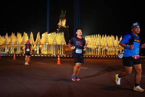 BIB: 44093, 225
                            <button type="button" onclick="openModal(21073919)" class="btn btn-primary btn-sm float-right btn-popup" data-toggle="modal" data-target=".modal-high-quality">
                        <i class="fas fa-shopping-cart"></i> Add to Cart
                    </button>
                                            <button type="button" onclick="isThisMe(21073919, true)" class="btn btn-success btn-sm float-right btn-popup btn-isme hidden" data-toggle="tooltip" data-placement="bottom" title="นี่คือรูปของคุณใช่ไหม คลิกที่นี่เพื่อเอาเข้าอัลบั้ม">
                        <i class="fas fa-plus"></i> Add to album
                    </button>
                    <button type="button" onclick="isThisMe(21073919, false)" class="btn btn-warning btn-sm float-right btn-popup btn-isnotme hidden">
                        <i class="fas fa-ban"></i> Remove from album
                    </button>