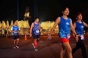 BIB: 4275
                            <button type="button" onclick="openModal(21077005)" class="btn btn-primary btn-sm float-right btn-popup" data-toggle="modal" data-target=".modal-high-quality">
                        <i class="fas fa-shopping-cart"></i> Add to Cart
                    </button>
                                            <button type="button" onclick="isThisMe(21077005, true)" class="btn btn-success btn-sm float-right btn-popup btn-isme hidden" data-toggle="tooltip" data-placement="bottom" title="นี่คือรูปของคุณใช่ไหม คลิกที่นี่เพื่อเอาเข้าอัลบั้ม">
                        <i class="fas fa-plus"></i> Add to album
                    </button>
                    <button type="button" onclick="isThisMe(21077005, false)" class="btn btn-warning btn-sm float-right btn-popup btn-isnotme hidden">
                        <i class="fas fa-ban"></i> Remove from album
                    </button>