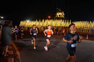 BIB: 4100
                            <button type="button" onclick="openModal(19961971)" class="btn btn-primary btn-sm float-right btn-popup" data-toggle="modal" data-target=".modal-high-quality">
                        <i class="fas fa-shopping-cart"></i> Add to Cart
                    </button>
                                            <button type="button" onclick="isThisMe(19961971, true)" class="btn btn-success btn-sm float-right btn-popup btn-isme hidden" data-toggle="tooltip" data-placement="bottom" title="นี่คือรูปของคุณใช่ไหม คลิกที่นี่เพื่อเอาเข้าอัลบั้ม">
                        <i class="fas fa-plus"></i> Add to album
                    </button>
                    <button type="button" onclick="isThisMe(19961971, false)" class="btn btn-warning btn-sm float-right btn-popup btn-isnotme hidden">
                        <i class="fas fa-ban"></i> Remove from album
                    </button>