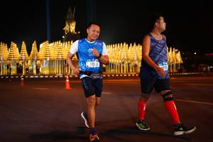 BIB: 612
                            <button type="button" onclick="openModal(21077154)" class="btn btn-primary btn-sm float-right btn-popup" data-toggle="modal" data-target=".modal-high-quality">
                        <i class="fas fa-shopping-cart"></i> Add to Cart
                    </button>
                                            <button type="button" onclick="isThisMe(21077154, true)" class="btn btn-success btn-sm float-right btn-popup btn-isme hidden" data-toggle="tooltip" data-placement="bottom" title="นี่คือรูปของคุณใช่ไหม คลิกที่นี่เพื่อเอาเข้าอัลบั้ม">
                        <i class="fas fa-plus"></i> Add to album
                    </button>
                    <button type="button" onclick="isThisMe(21077154, false)" class="btn btn-warning btn-sm float-right btn-popup btn-isnotme hidden">
                        <i class="fas fa-ban"></i> Remove from album
                    </button>