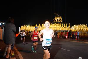 BIB: 204, 40055
                            <button type="button" onclick="openModal(20007527)" class="btn btn-primary btn-sm float-right btn-popup" data-toggle="modal" data-target=".modal-high-quality">
                        <i class="fas fa-shopping-cart"></i> Add to Cart
                    </button>
                                            <button type="button" onclick="isThisMe(20007527, true)" class="btn btn-success btn-sm float-right btn-popup btn-isme hidden" data-toggle="tooltip" data-placement="bottom" title="นี่คือรูปของคุณใช่ไหม คลิกที่นี่เพื่อเอาเข้าอัลบั้ม">
                        <i class="fas fa-plus"></i> Add to album
                    </button>
                    <button type="button" onclick="isThisMe(20007527, false)" class="btn btn-warning btn-sm float-right btn-popup btn-isnotme hidden">
                        <i class="fas fa-ban"></i> Remove from album
                    </button>