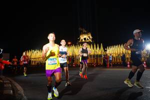 BIB: 40799
                            <button type="button" onclick="openModal(20086694)" class="btn btn-primary btn-sm float-right btn-popup" data-toggle="modal" data-target=".modal-high-quality">
                        <i class="fas fa-shopping-cart"></i> Add to Cart
                    </button>
                                            <button type="button" onclick="isThisMe(20086694, true)" class="btn btn-success btn-sm float-right btn-popup btn-isme hidden" data-toggle="tooltip" data-placement="bottom" title="นี่คือรูปของคุณใช่ไหม คลิกที่นี่เพื่อเอาเข้าอัลบั้ม">
                        <i class="fas fa-plus"></i> Add to album
                    </button>
                    <button type="button" onclick="isThisMe(20086694, false)" class="btn btn-warning btn-sm float-right btn-popup btn-isnotme hidden">
                        <i class="fas fa-ban"></i> Remove from album
                    </button>