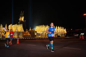 BIB: 1000
                            <button type="button" onclick="openModal(21084918)" class="btn btn-primary btn-sm float-right btn-popup" data-toggle="modal" data-target=".modal-high-quality">
                        <i class="fas fa-shopping-cart"></i> Add to Cart
                    </button>
                                            <button type="button" onclick="isThisMe(21084918, true)" class="btn btn-success btn-sm float-right btn-popup btn-isme hidden" data-toggle="tooltip" data-placement="bottom" title="นี่คือรูปของคุณใช่ไหม คลิกที่นี่เพื่อเอาเข้าอัลบั้ม">
                        <i class="fas fa-plus"></i> Add to album
                    </button>
                    <button type="button" onclick="isThisMe(21084918, false)" class="btn btn-warning btn-sm float-right btn-popup btn-isnotme hidden">
                        <i class="fas fa-ban"></i> Remove from album
                    </button>