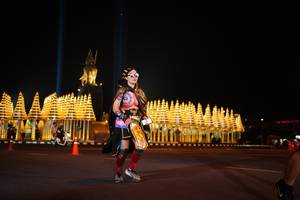 BIB: 115850
                            <button type="button" onclick="openModal(21065819)" class="btn btn-primary btn-sm float-right btn-popup" data-toggle="modal" data-target=".modal-high-quality">
                        <i class="fas fa-shopping-cart"></i> Add to Cart
                    </button>
                                            <button type="button" onclick="isThisMe(21065819, true)" class="btn btn-success btn-sm float-right btn-popup btn-isme hidden" data-toggle="tooltip" data-placement="bottom" title="นี่คือรูปของคุณใช่ไหม คลิกที่นี่เพื่อเอาเข้าอัลบั้ม">
                        <i class="fas fa-plus"></i> Add to album
                    </button>
                    <button type="button" onclick="isThisMe(21065819, false)" class="btn btn-warning btn-sm float-right btn-popup btn-isnotme hidden">
                        <i class="fas fa-ban"></i> Remove from album
                    </button>