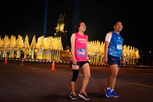 BIB: 439
                            <button type="button" onclick="openModal(21070172)" class="btn btn-primary btn-sm float-right btn-popup" data-toggle="modal" data-target=".modal-high-quality">
                        <i class="fas fa-shopping-cart"></i> Add to Cart
                    </button>
                                            <button type="button" onclick="isThisMe(21070172, true)" class="btn btn-success btn-sm float-right btn-popup btn-isme hidden" data-toggle="tooltip" data-placement="bottom" title="นี่คือรูปของคุณใช่ไหม คลิกที่นี่เพื่อเอาเข้าอัลบั้ม">
                        <i class="fas fa-plus"></i> Add to album
                    </button>
                    <button type="button" onclick="isThisMe(21070172, false)" class="btn btn-warning btn-sm float-right btn-popup btn-isnotme hidden">
                        <i class="fas fa-ban"></i> Remove from album
                    </button>