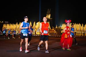 BIB: 42285
                            <button type="button" onclick="openModal(21075924)" class="btn btn-primary btn-sm float-right btn-popup" data-toggle="modal" data-target=".modal-high-quality">
                        <i class="fas fa-shopping-cart"></i> Add to Cart
                    </button>
                                            <button type="button" onclick="isThisMe(21075924, true)" class="btn btn-success btn-sm float-right btn-popup btn-isme hidden" data-toggle="tooltip" data-placement="bottom" title="นี่คือรูปของคุณใช่ไหม คลิกที่นี่เพื่อเอาเข้าอัลบั้ม">
                        <i class="fas fa-plus"></i> Add to album
                    </button>
                    <button type="button" onclick="isThisMe(21075924, false)" class="btn btn-warning btn-sm float-right btn-popup btn-isnotme hidden">
                        <i class="fas fa-ban"></i> Remove from album
                    </button>