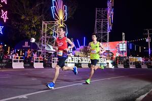 BIB: 6320, 415, 1381576, 22535
                            <button type="button" onclick="openModal(21492225)" class="btn btn-primary btn-sm float-right btn-popup" data-toggle="modal" data-target=".modal-high-quality">
                        <i class="fas fa-shopping-cart"></i> Add to Cart
                    </button>
                                            <button type="button" onclick="isThisMe(21492225, true)" class="btn btn-success btn-sm float-right btn-popup btn-isme hidden" data-toggle="tooltip" data-placement="bottom" title="นี่คือรูปของคุณใช่ไหม คลิกที่นี่เพื่อเอาเข้าอัลบั้ม">
                        <i class="fas fa-plus"></i> Add to album
                    </button>
                    <button type="button" onclick="isThisMe(21492225, false)" class="btn btn-warning btn-sm float-right btn-popup btn-isnotme hidden">
                        <i class="fas fa-ban"></i> Remove from album
                    </button>