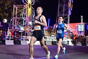 BIB: 8319, 20311, 41448
                            <button type="button" onclick="openModal(21387625)" class="btn btn-primary btn-sm float-right btn-popup" data-toggle="modal" data-target=".modal-high-quality">
                        <i class="fas fa-shopping-cart"></i> Add to Cart
                    </button>
                                            <button type="button" onclick="isThisMe(21387625, true)" class="btn btn-success btn-sm float-right btn-popup btn-isme hidden" data-toggle="tooltip" data-placement="bottom" title="นี่คือรูปของคุณใช่ไหม คลิกที่นี่เพื่อเอาเข้าอัลบั้ม">
                        <i class="fas fa-plus"></i> Add to album
                    </button>
                    <button type="button" onclick="isThisMe(21387625, false)" class="btn btn-warning btn-sm float-right btn-popup btn-isnotme hidden">
                        <i class="fas fa-ban"></i> Remove from album
                    </button>