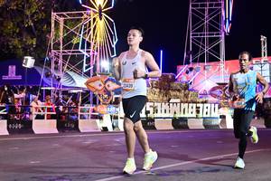 BIB: 6320, 9112
                            <button type="button" onclick="openModal(21393567)" class="btn btn-primary btn-sm float-right btn-popup" data-toggle="modal" data-target=".modal-high-quality">
                        <i class="fas fa-shopping-cart"></i> Add to Cart
                    </button>
                                            <button type="button" onclick="isThisMe(21393567, true)" class="btn btn-success btn-sm float-right btn-popup btn-isme hidden" data-toggle="tooltip" data-placement="bottom" title="นี่คือรูปของคุณใช่ไหม คลิกที่นี่เพื่อเอาเข้าอัลบั้ม">
                        <i class="fas fa-plus"></i> Add to album
                    </button>
                    <button type="button" onclick="isThisMe(21393567, false)" class="btn btn-warning btn-sm float-right btn-popup btn-isnotme hidden">
                        <i class="fas fa-ban"></i> Remove from album
                    </button>