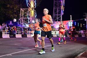 BIB: 0320, 1448, 1200
                            <button type="button" onclick="openModal(21408474)" class="btn btn-primary btn-sm float-right btn-popup" data-toggle="modal" data-target=".modal-high-quality">
                        <i class="fas fa-shopping-cart"></i> Add to Cart
                    </button>
                                            <button type="button" onclick="isThisMe(21408474, true)" class="btn btn-success btn-sm float-right btn-popup btn-isme hidden" data-toggle="tooltip" data-placement="bottom" title="นี่คือรูปของคุณใช่ไหม คลิกที่นี่เพื่อเอาเข้าอัลบั้ม">
                        <i class="fas fa-plus"></i> Add to album
                    </button>
                    <button type="button" onclick="isThisMe(21408474, false)" class="btn btn-warning btn-sm float-right btn-popup btn-isnotme hidden">
                        <i class="fas fa-ban"></i> Remove from album
                    </button>