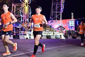 BIB: 0313, 20181
                            <button type="button" onclick="openModal(21408709)" class="btn btn-primary btn-sm float-right btn-popup" data-toggle="modal" data-target=".modal-high-quality">
                        <i class="fas fa-shopping-cart"></i> Add to Cart
                    </button>
                                            <button type="button" onclick="isThisMe(21408709, true)" class="btn btn-success btn-sm float-right btn-popup btn-isme hidden" data-toggle="tooltip" data-placement="bottom" title="นี่คือรูปของคุณใช่ไหม คลิกที่นี่เพื่อเอาเข้าอัลบั้ม">
                        <i class="fas fa-plus"></i> Add to album
                    </button>
                    <button type="button" onclick="isThisMe(21408709, false)" class="btn btn-warning btn-sm float-right btn-popup btn-isnotme hidden">
                        <i class="fas fa-ban"></i> Remove from album
                    </button>